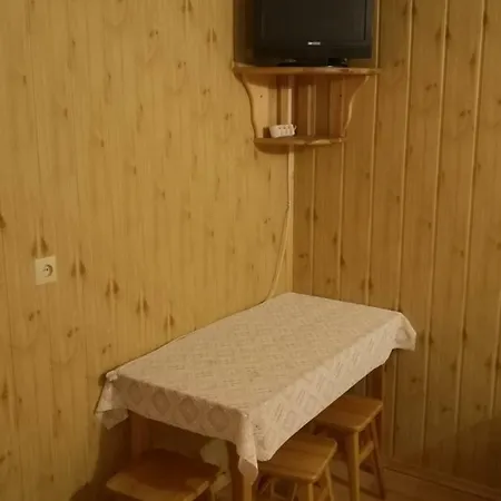 Pokoje Goscinne 度假居 Jurgów