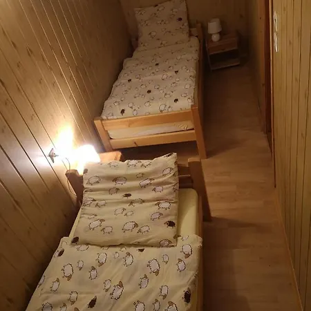 Pokoje Goscinne 度假居 Jurgów
